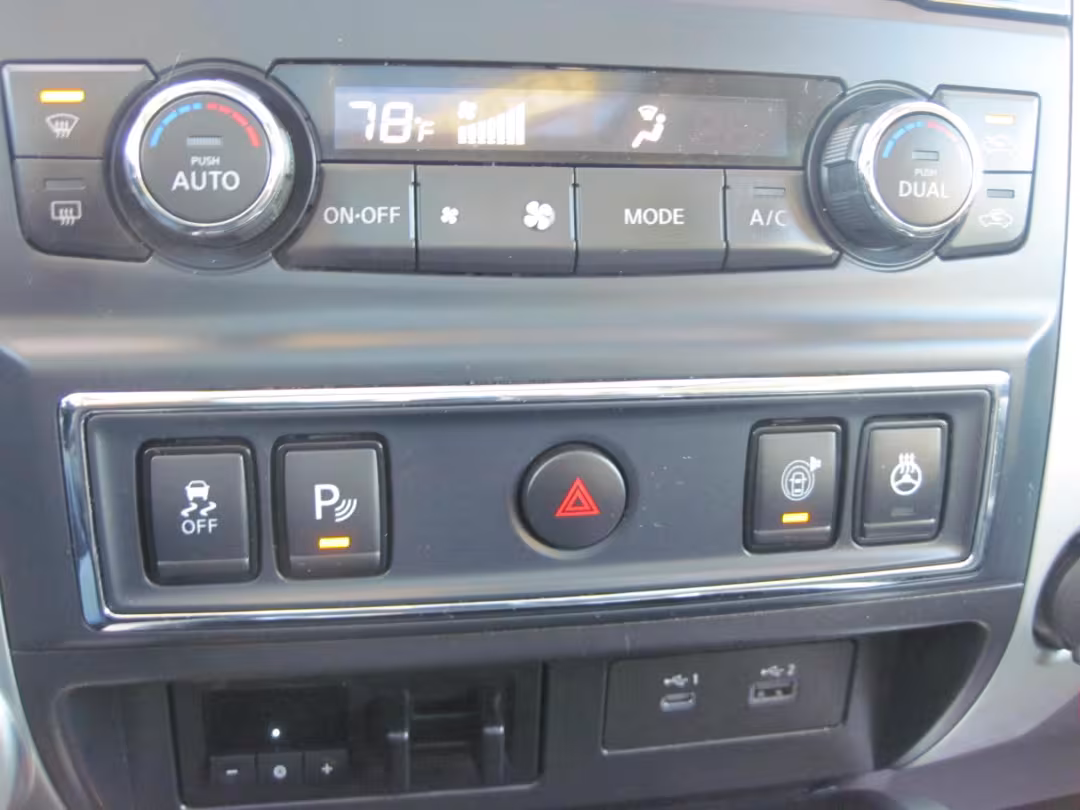 2021 Nissan Titan - 1N6AA1ED5MN509428 - Image #21